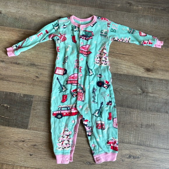 Hatley/Roots 12-18m Christmas PJ lot - Picture 8 of 8